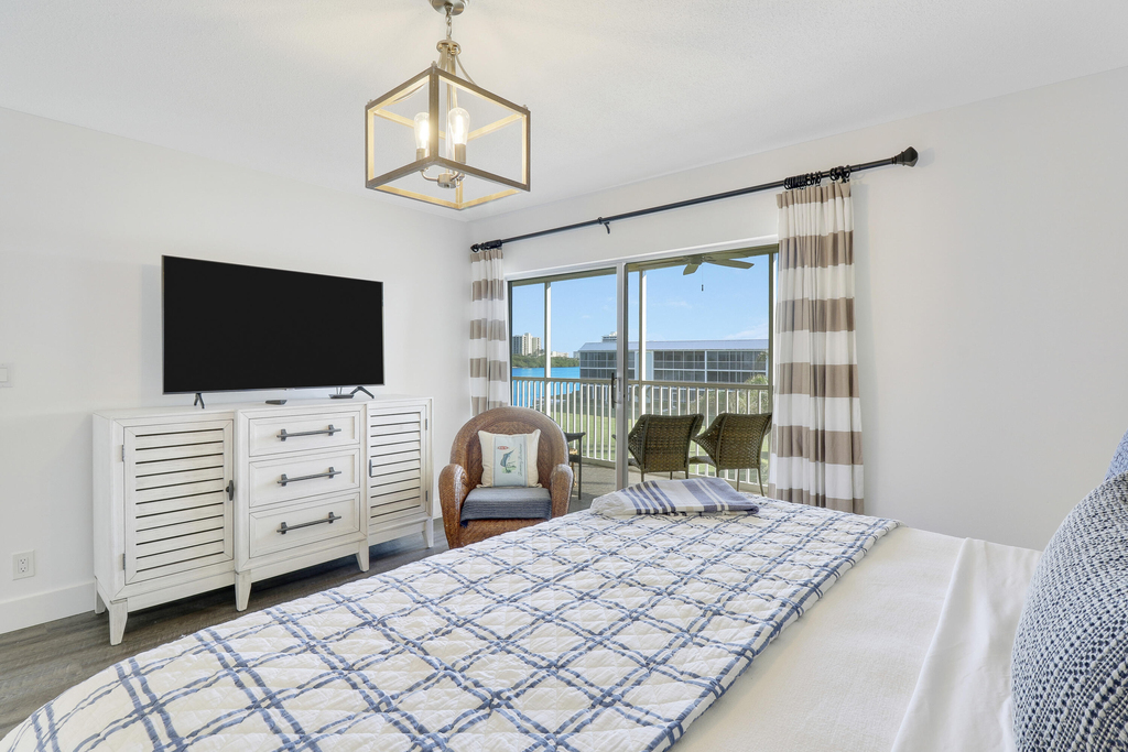 100 Waterway Road - Photo 32