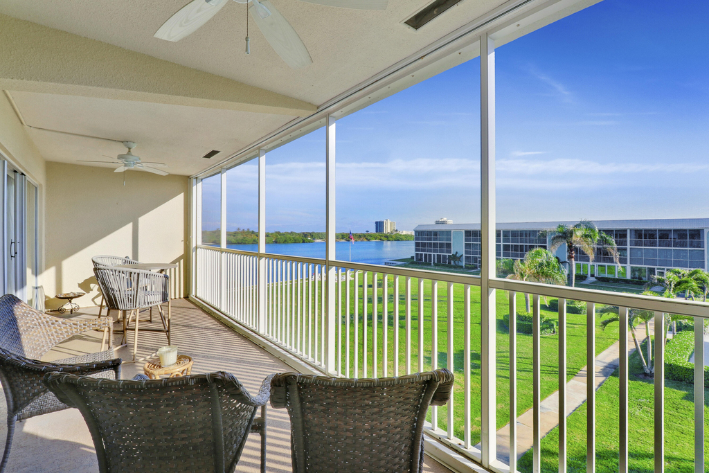 100 Waterway Road - Photo 3