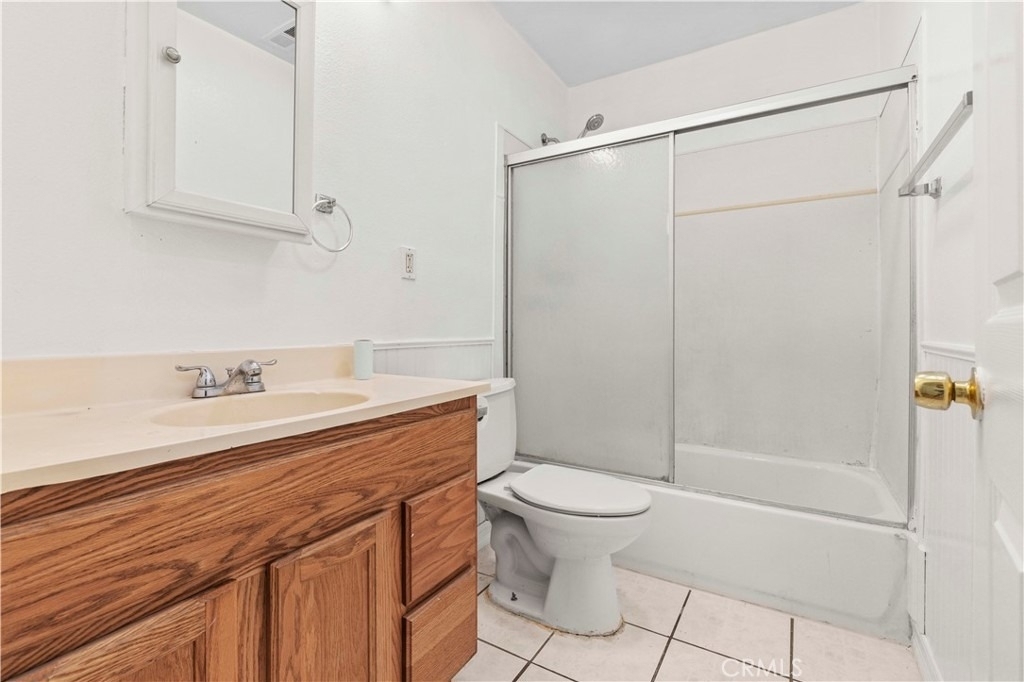 10127 Finch Ave - Photo 8