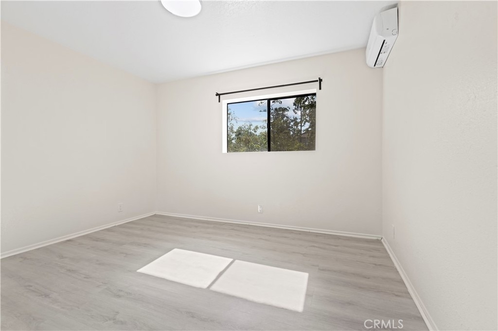 10123 Finch Ave - Photo 24