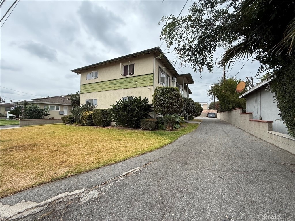 5719 Noel Drive - Photo 1