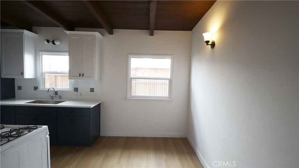 429 1/2 28th St. - Photo 9