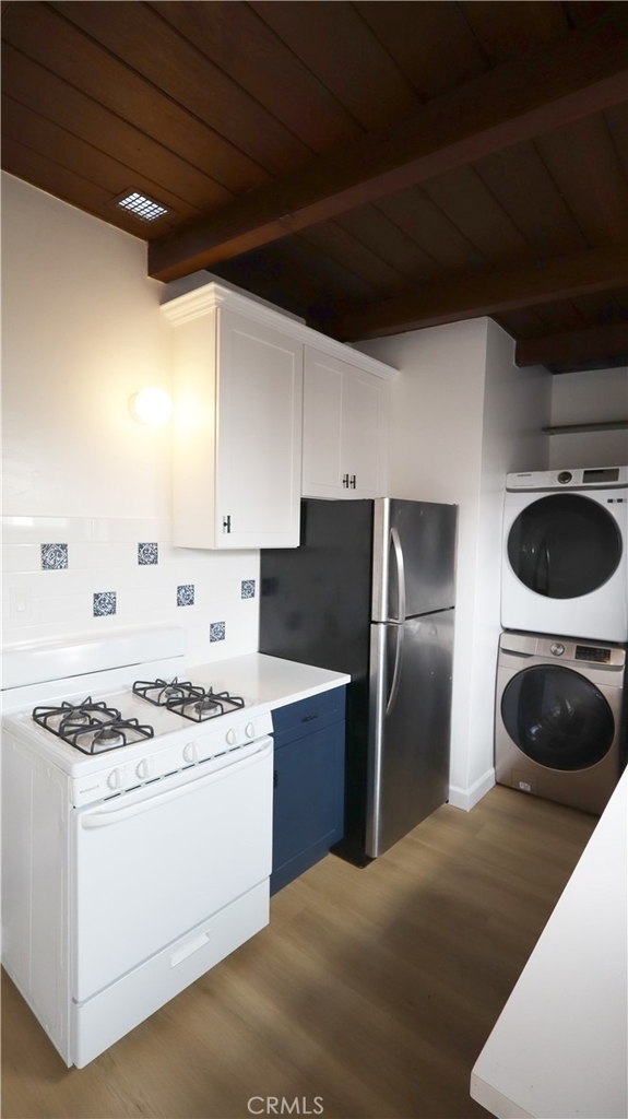 429 1/2 28th St. - Photo 17