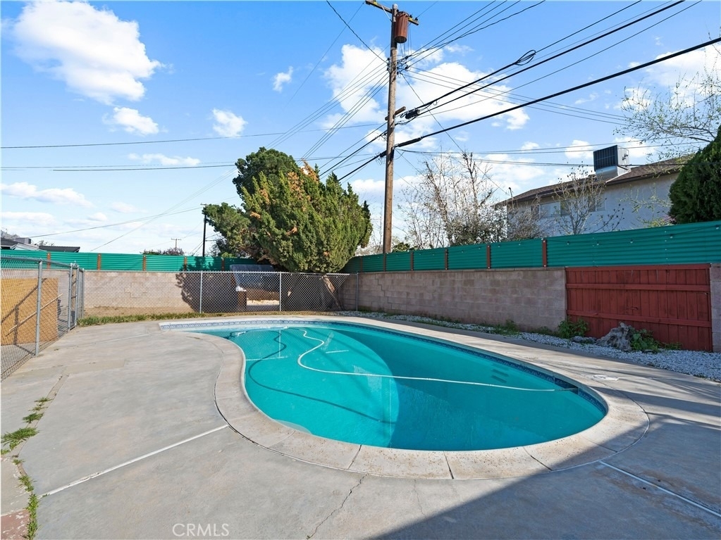 1112 E Avenue J4 - Photo 20