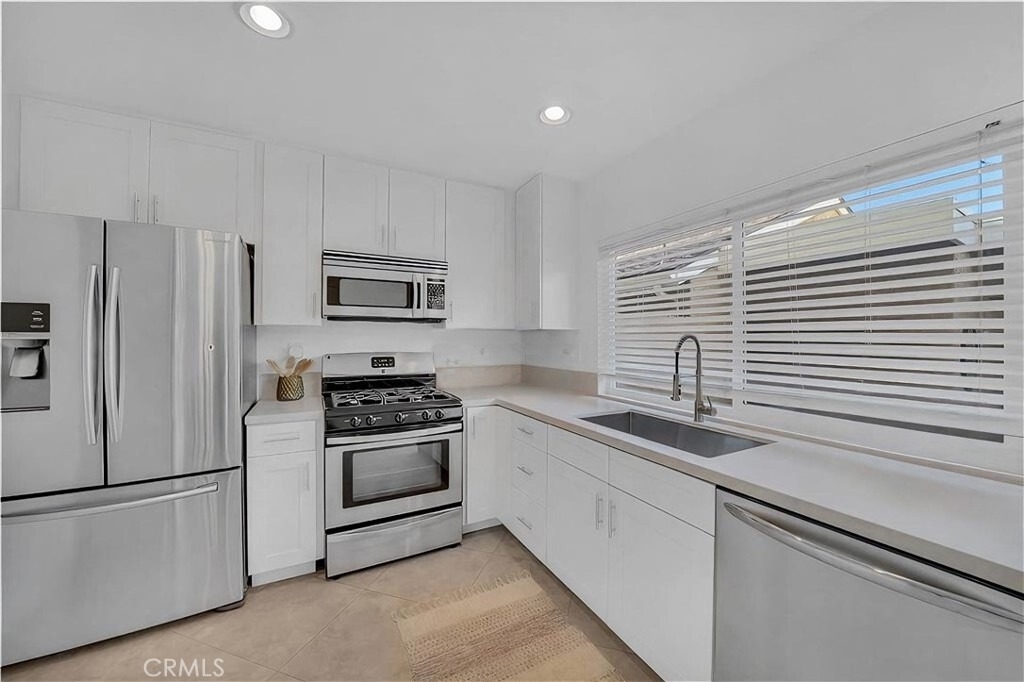 2454 Chinook Drive - Photo 5