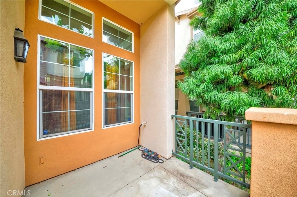 2068 Owens - Photo 3