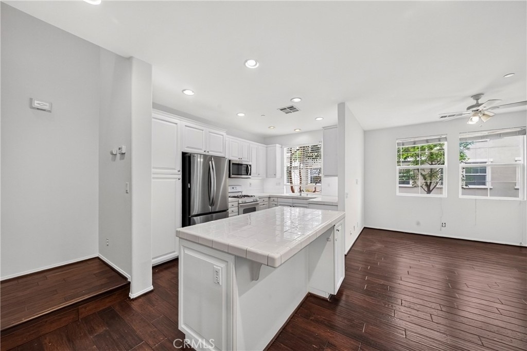 2068 Owens - Photo 15