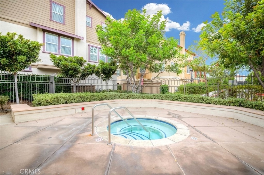 2068 Owens - Photo 35