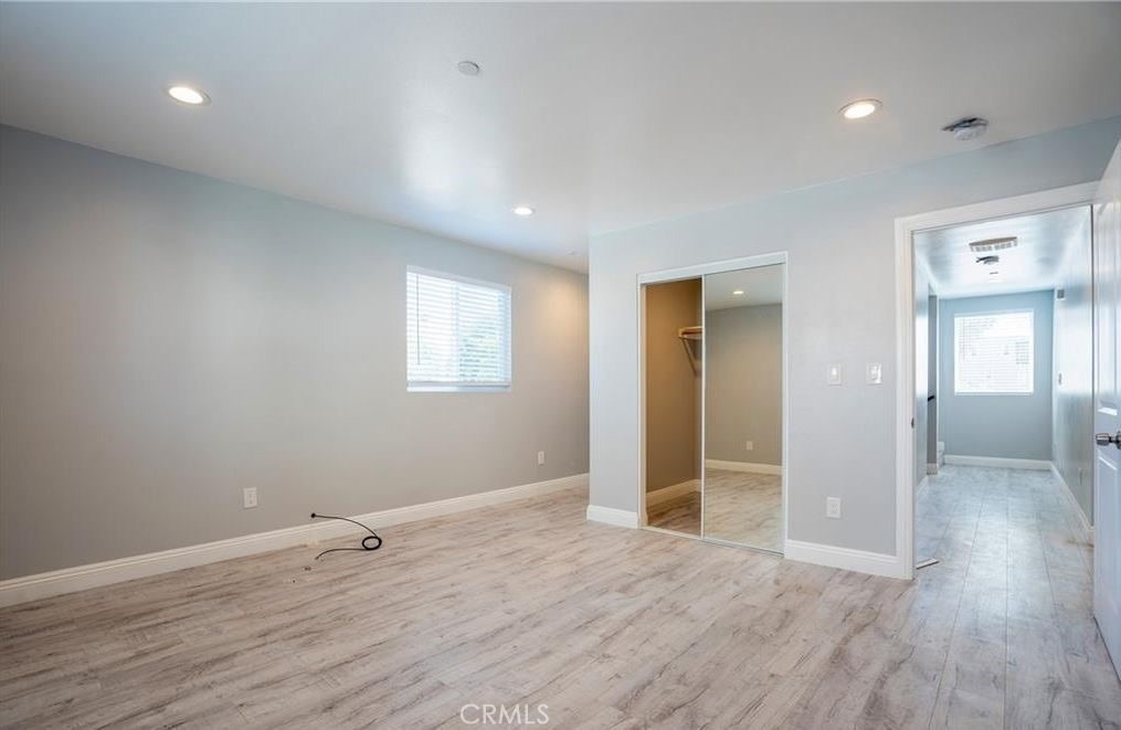 2125 S West View - Photo 3