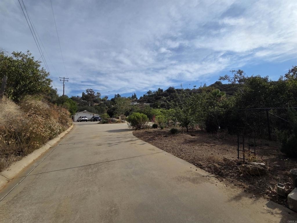 1165 Midway Dr - Photo 42