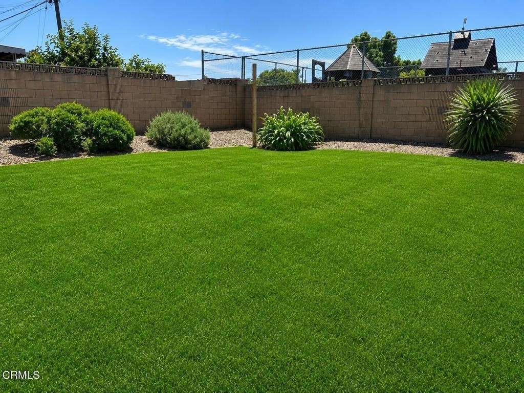 14048 Trumball Street - Photo 2