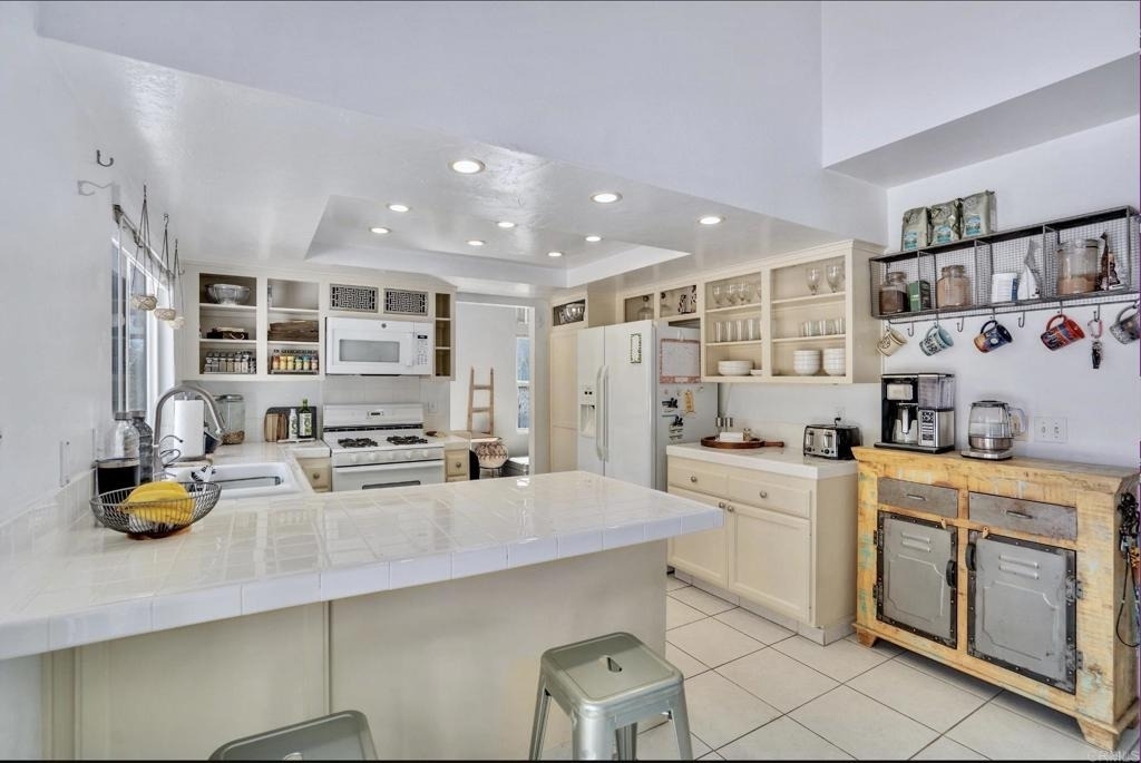 3111 Skyline - Photo 4