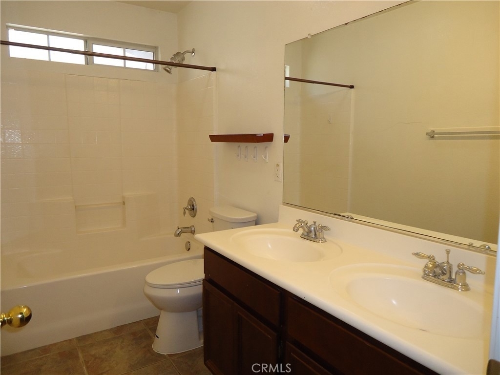 1093 Tangerine Drive - Photo 10