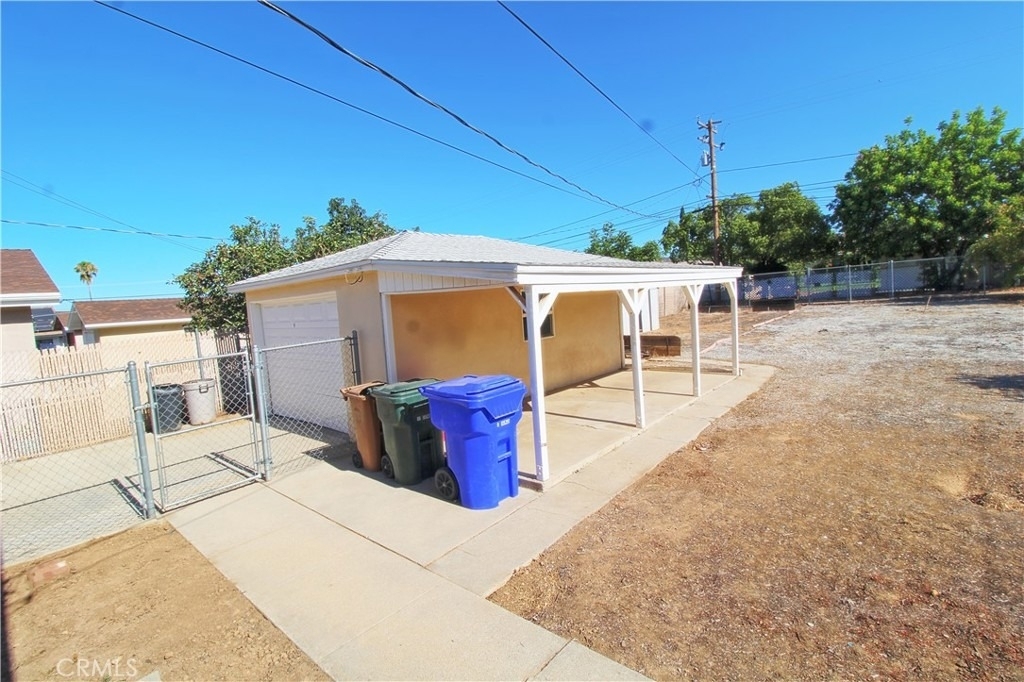 34956 Avenue B - Photo 9