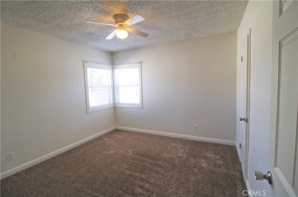 34956 Avenue B - Photo 8