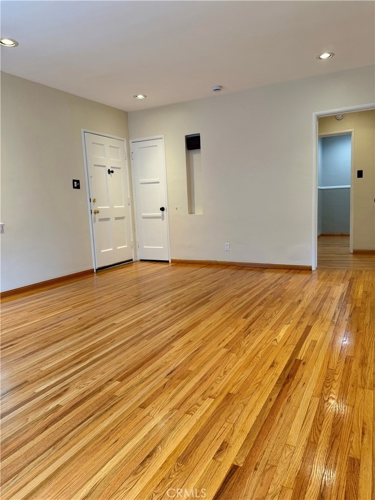 828 N Pass - Photo 39
