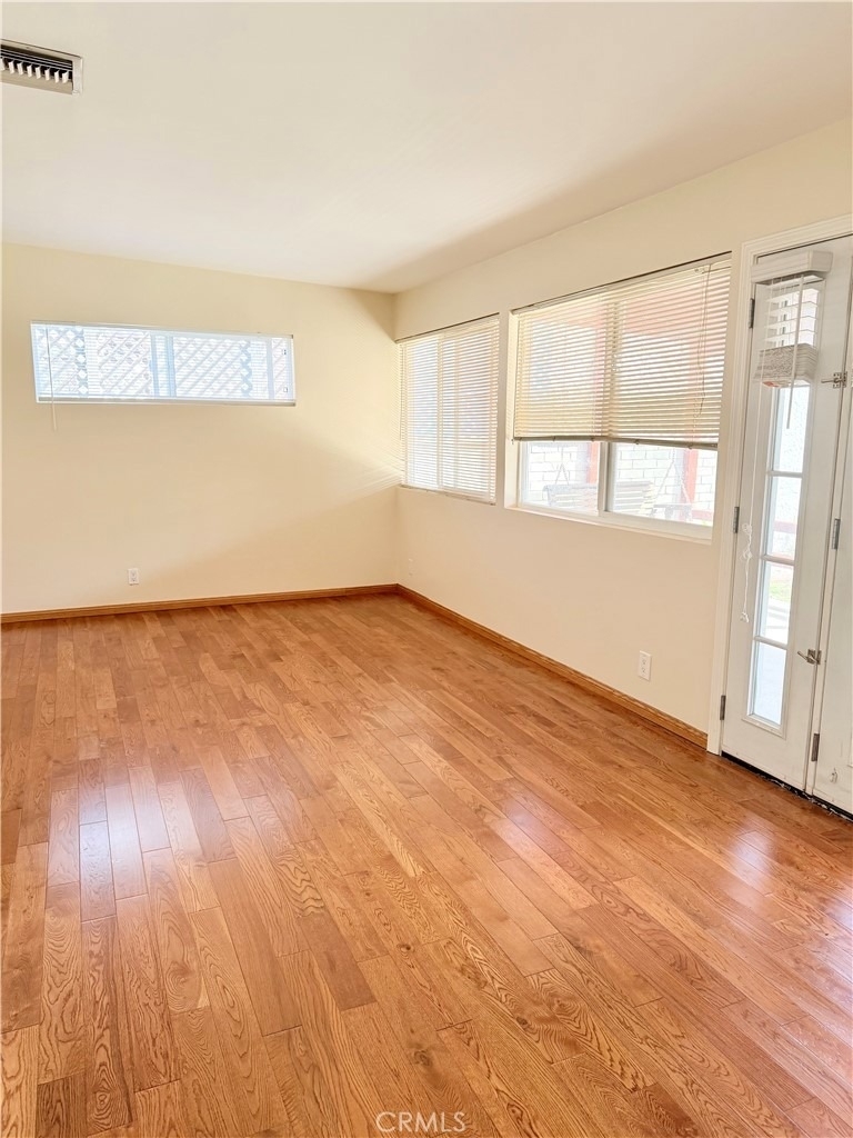 828 N Pass - Photo 30