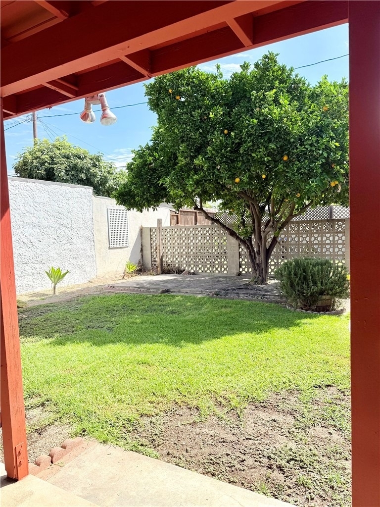 828 N Pass - Photo 41