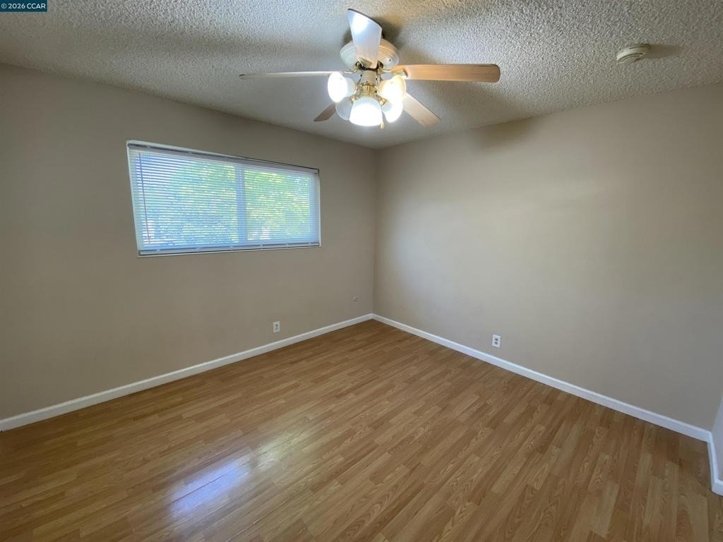 2118 Peppertree Way - Photo 8