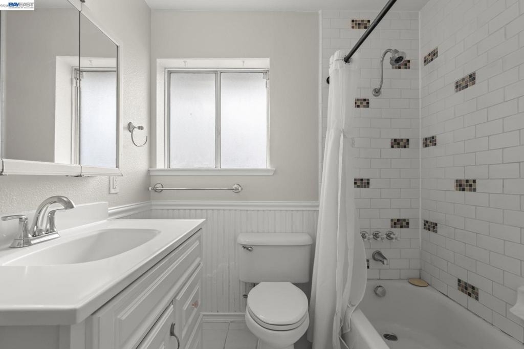 647 Bonita Ave - Photo 15