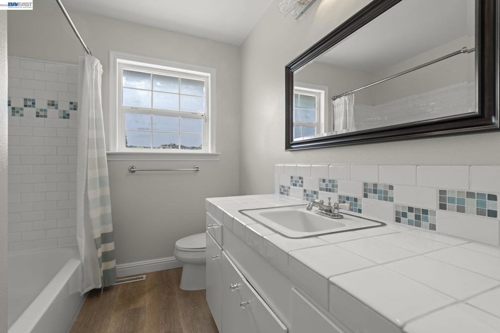 647 Bonita Ave - Photo 10