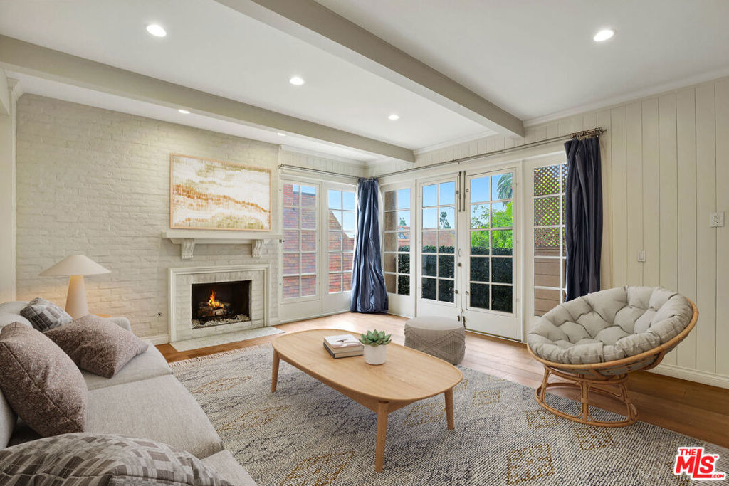 1260 S Beverly Glen Boulevard - Photo 0