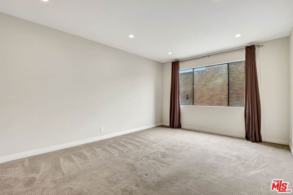 1260 S Beverly Glen Boulevard - Photo 14