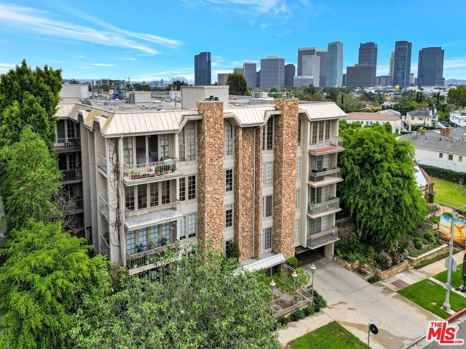 1260 S Beverly Glen Boulevard - Photo 36