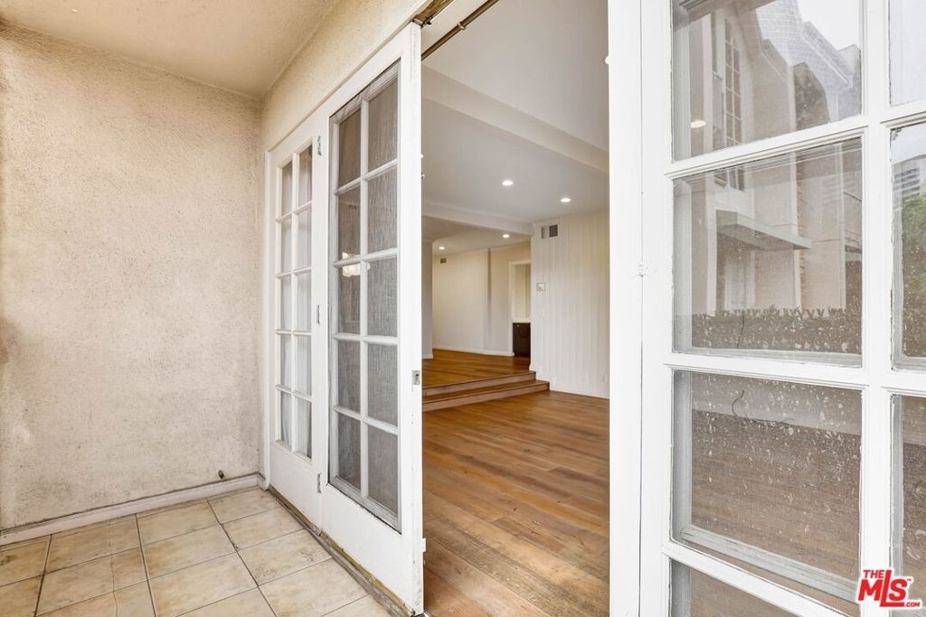 1260 S Beverly Glen Boulevard - Photo 33