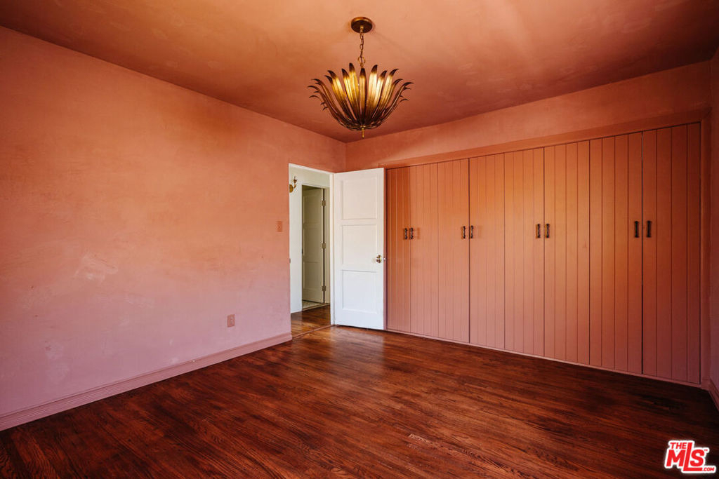 2735 Clyde Avenue - Photo 23