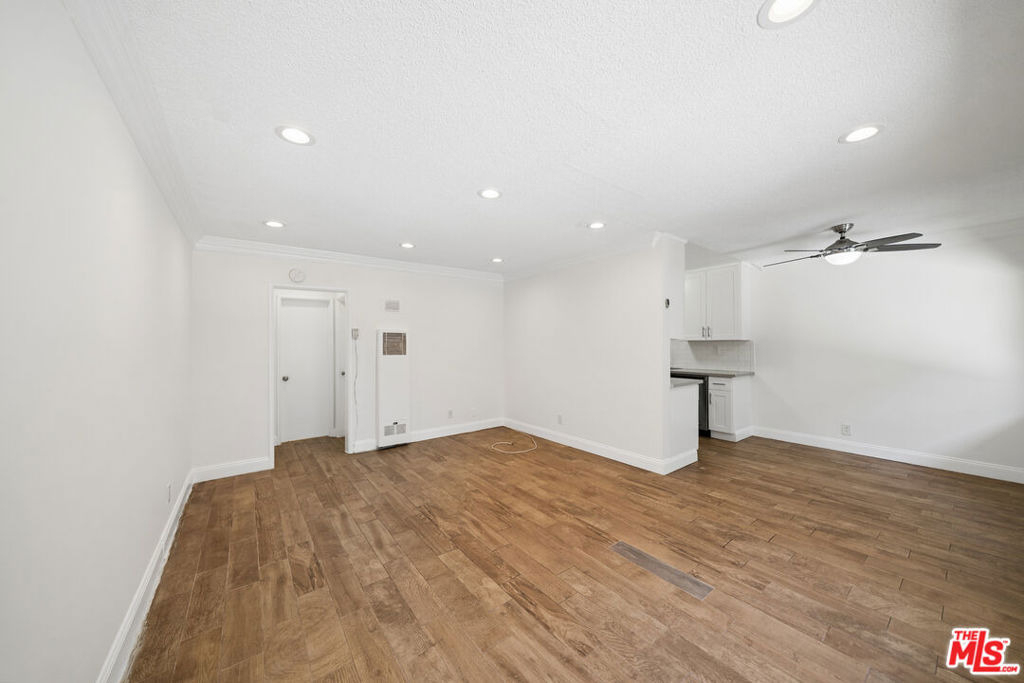 7209 Willoughby Avenue - Photo 5