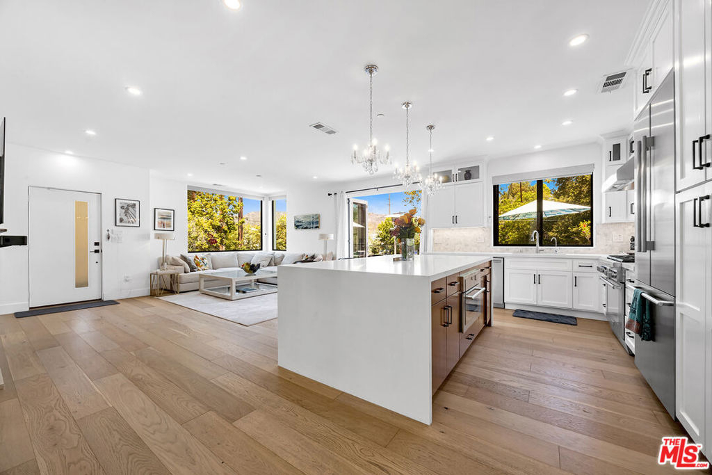 4841 Minden Place - Photo 13