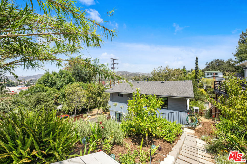 4841 Minden Place - Photo 59