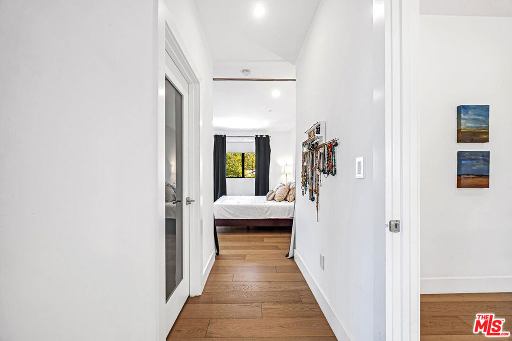 4841 Minden Place - Photo 36