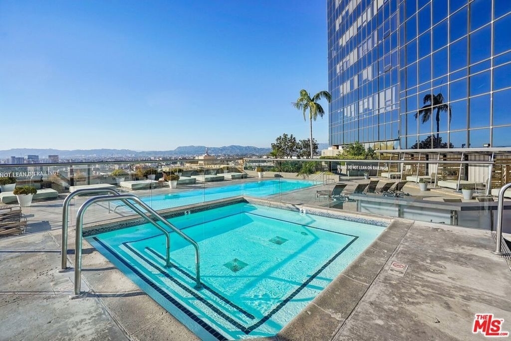 1100 Wilshire Boulevard - Photo 8