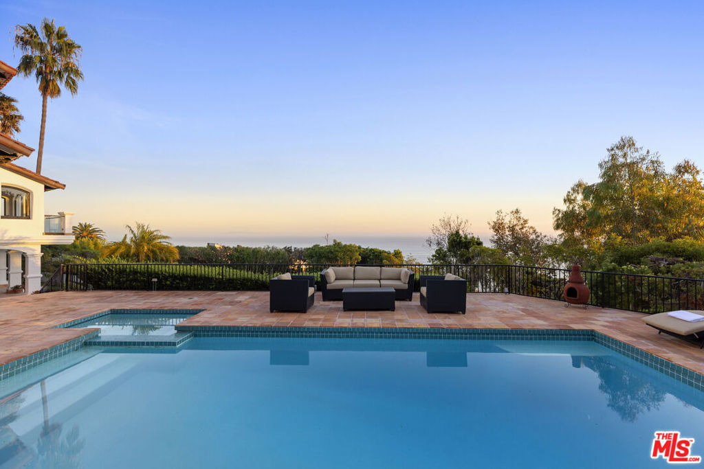 3909 Villa Costera - Photo 2