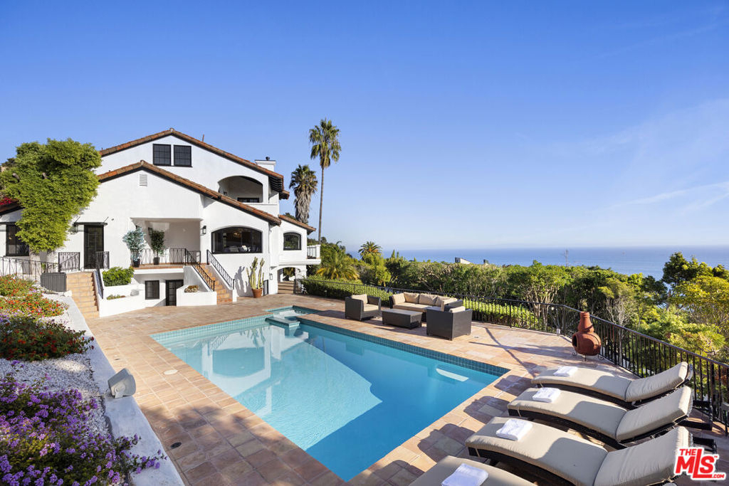 3909 Villa Costera - Photo 0
