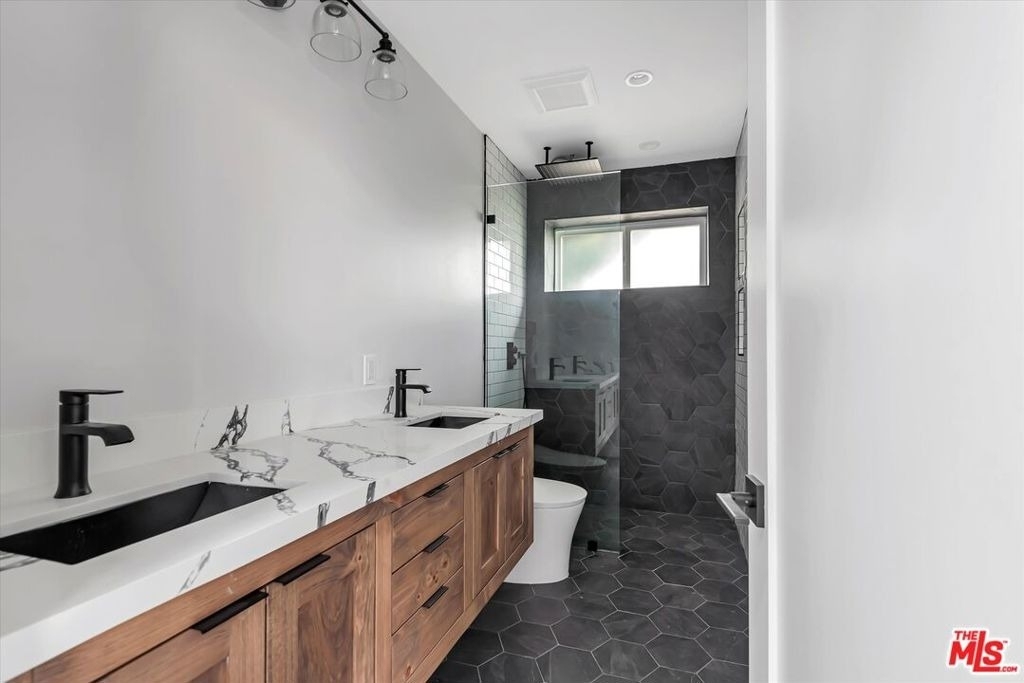 12420 Idaho Avenue - Photo 3