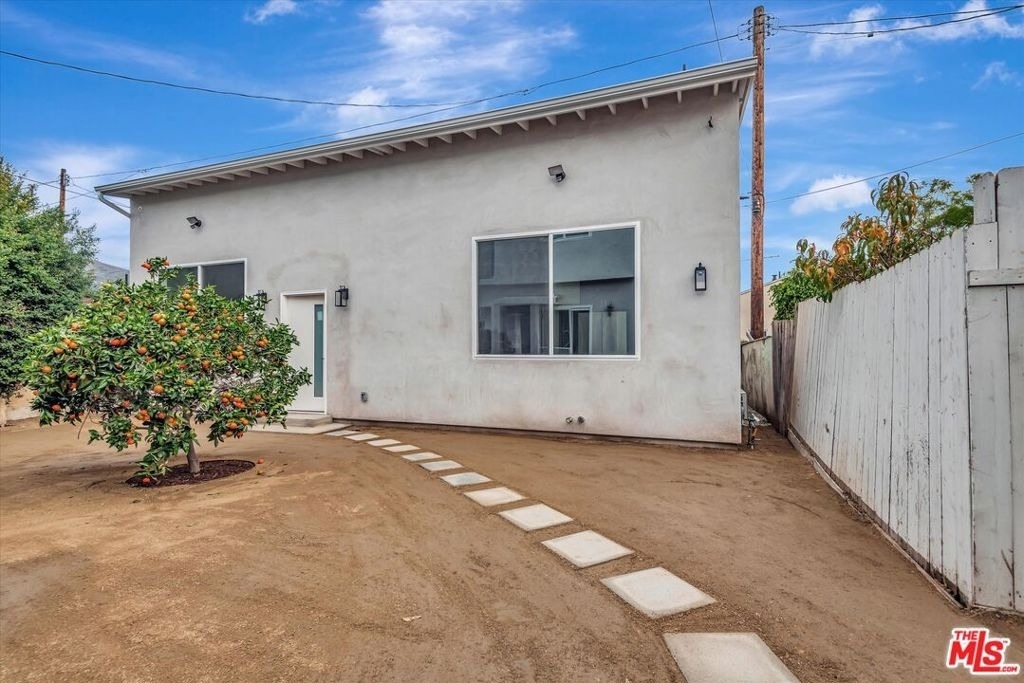 12420 Idaho Avenue - Photo 14