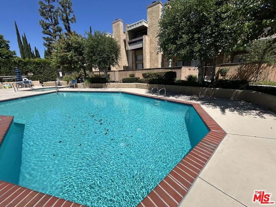 10051 Topanga Canyon Boulevard - Photo 52