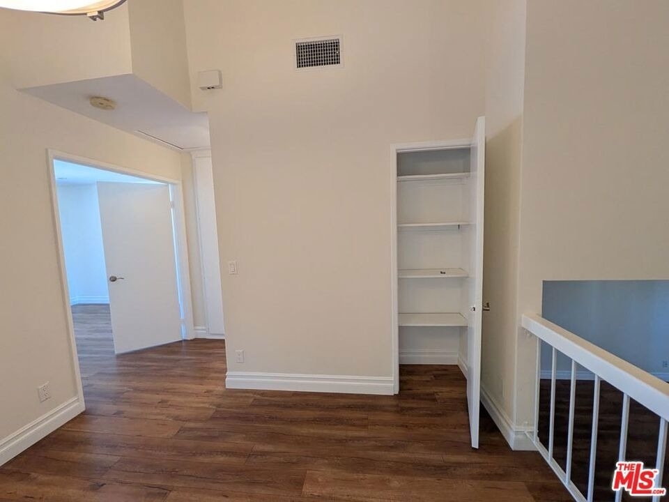 10051 Topanga Canyon Boulevard - Photo 18