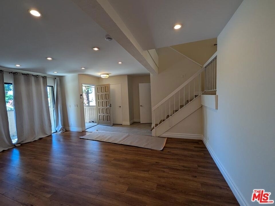 10051 Topanga Canyon Boulevard - Photo 6