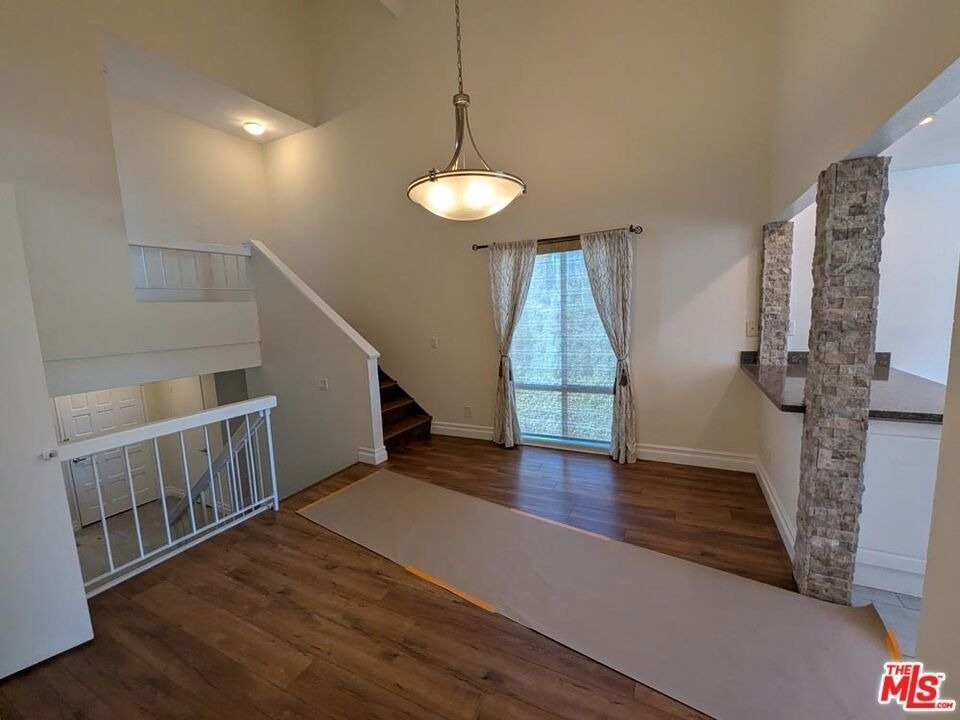 10051 Topanga Canyon Boulevard - Photo 21
