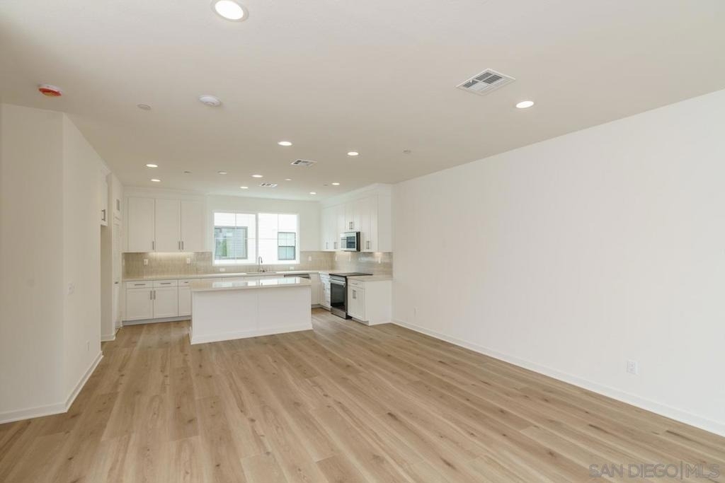 2564 Delphinium Ln - Photo 26