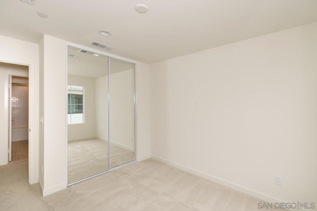 2564 Delphinium Ln - Photo 34