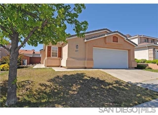 10872 Hasbrook Rd - Photo 0