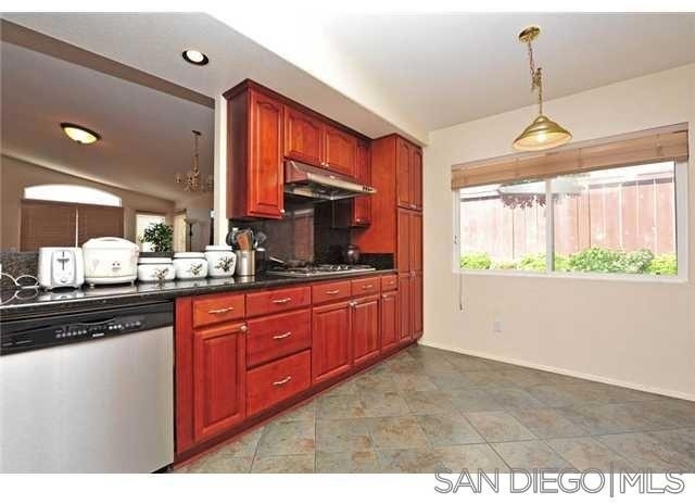 10872 Hasbrook Rd - Photo 3