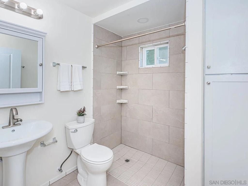 4956 63rd St - Photo 11
