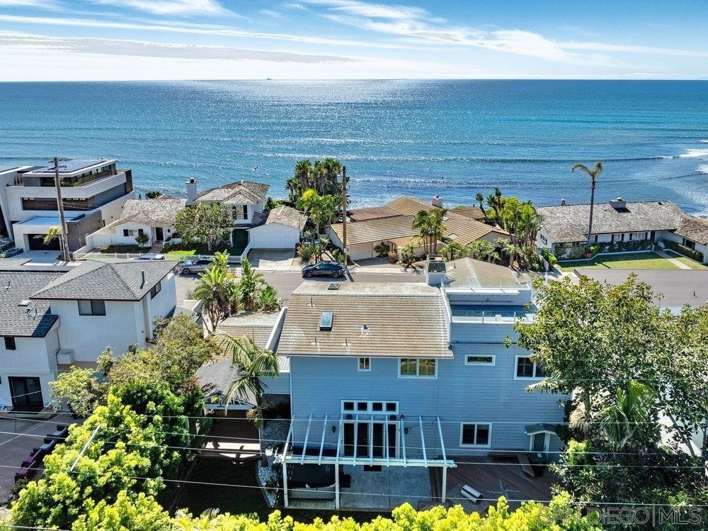 5247 Chelsea - Photo 0