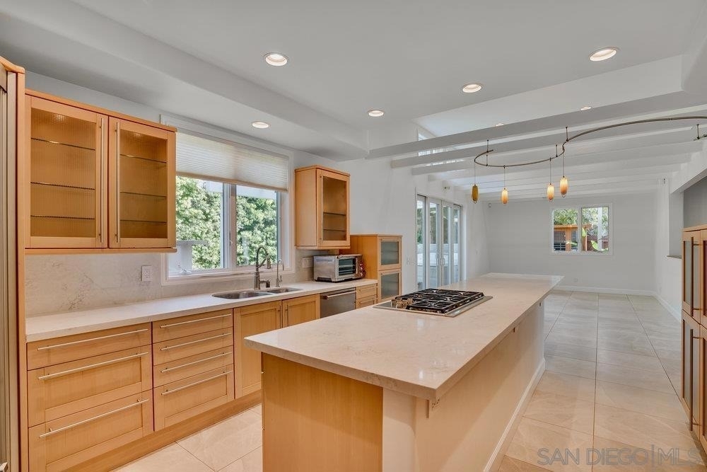 5247 Chelsea - Photo 7